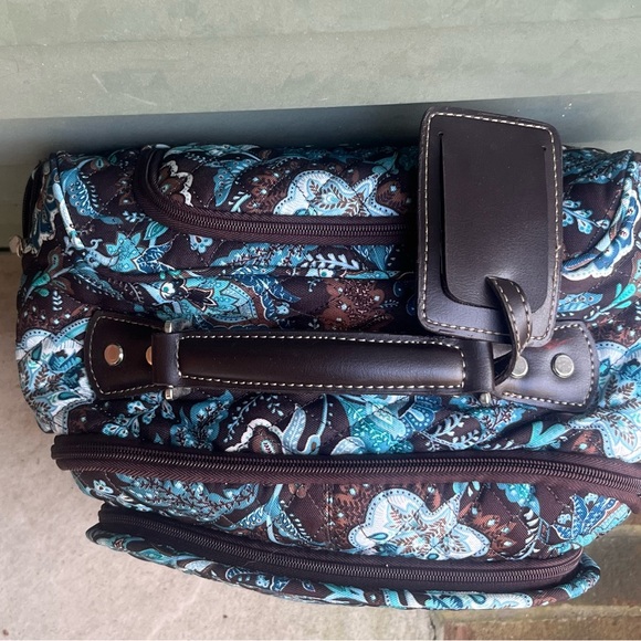 TURQUOISE W/BROWN ACCENTS! Pretty Vera Bradley Fabric Wheeled Carryon Suitcase - Picture 4 of 16